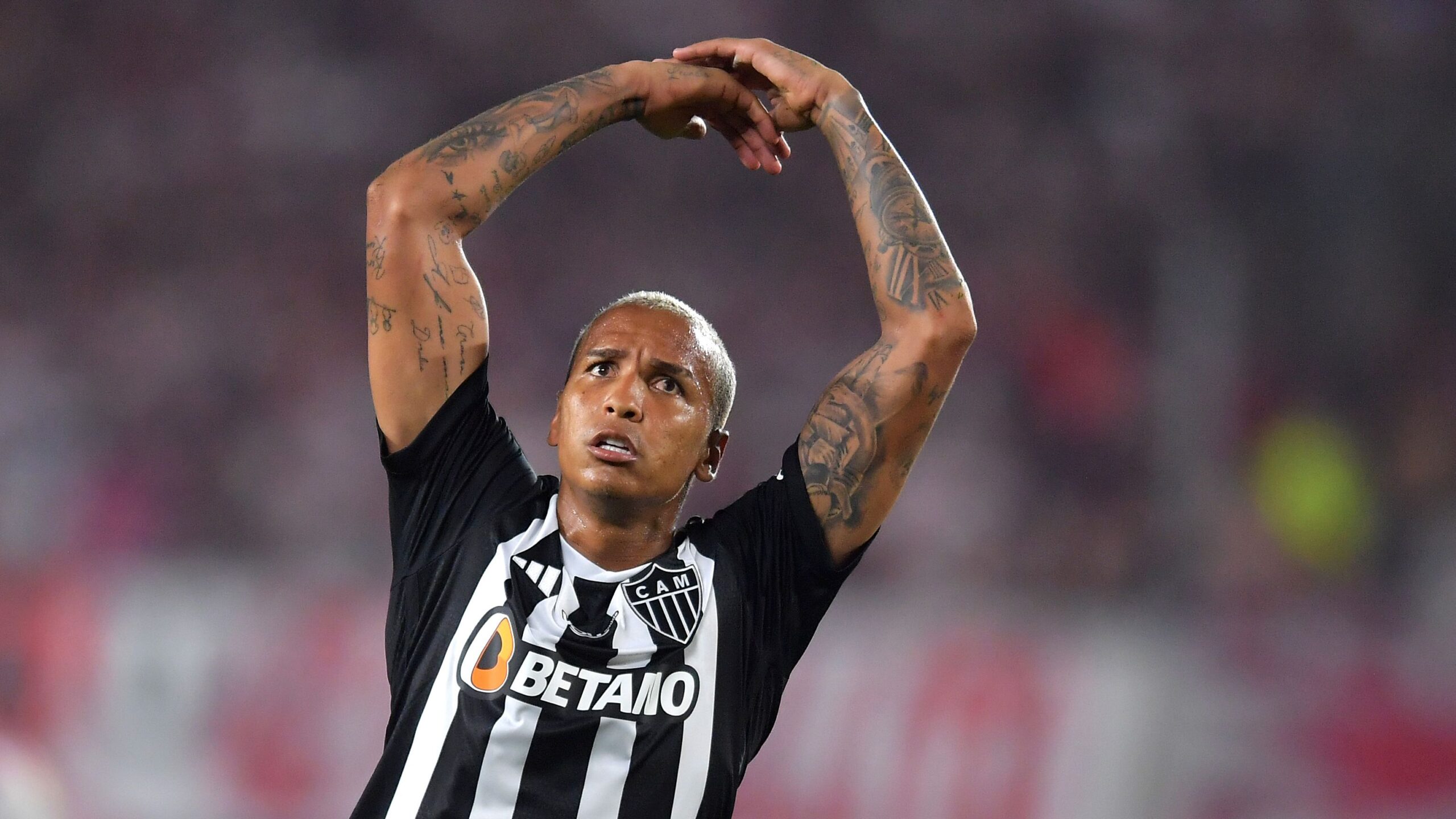 Deyverson Chora em Despedida do Atlético-MG e Ruma para o Fortaleza