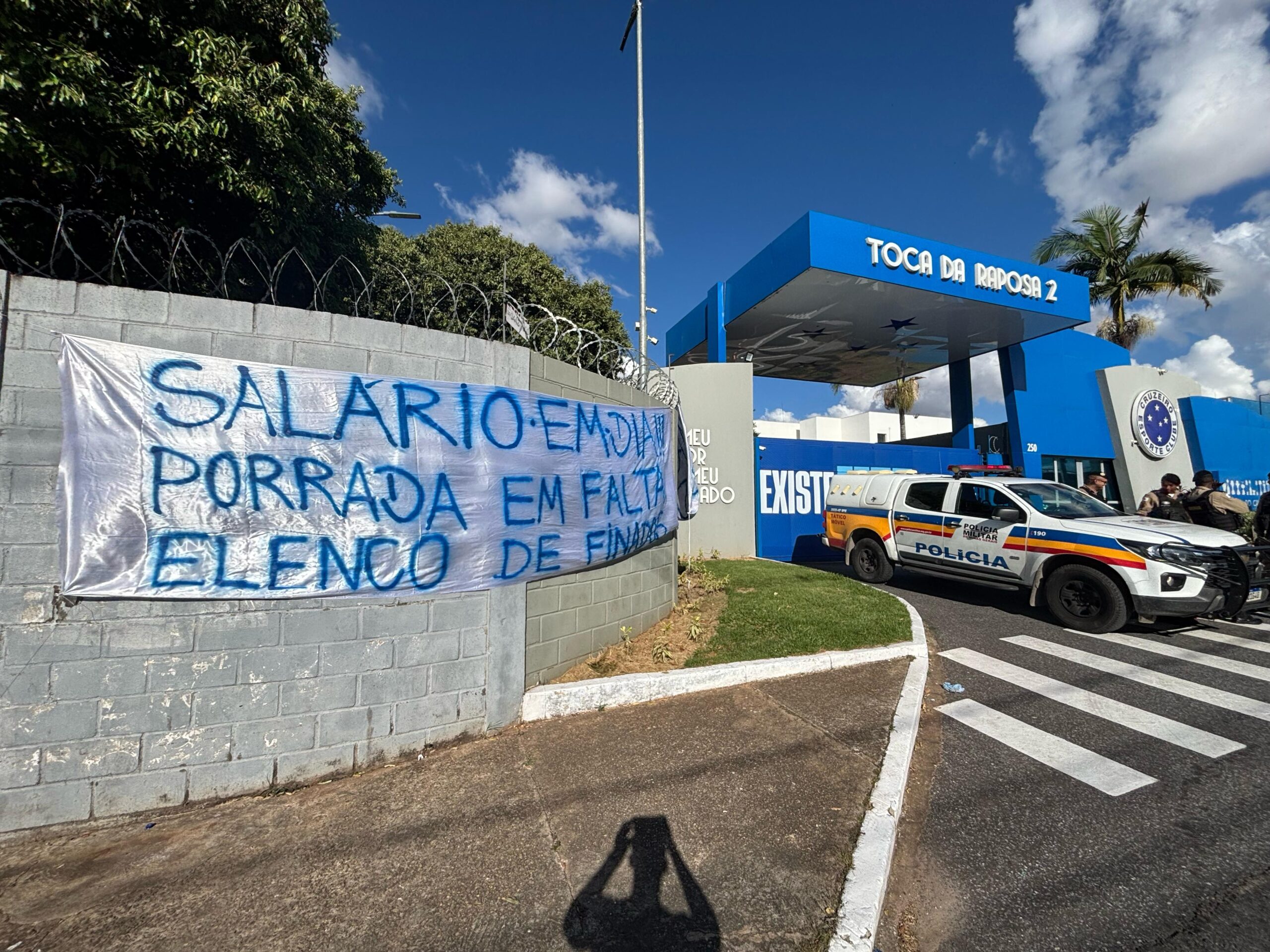 Radiografia da Crise do Cruzeiro em 2025