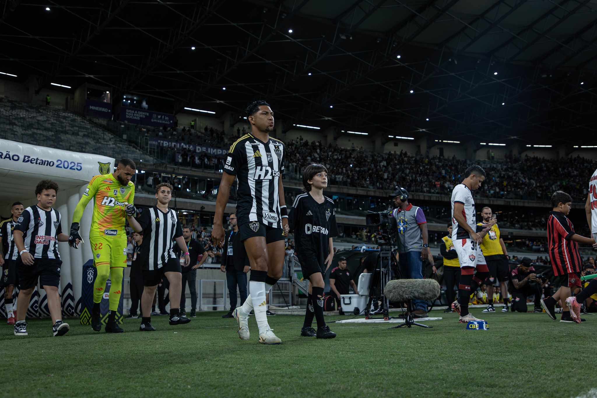 Atlético-MG Sob Pressão: Início Difícil no Brasileirão e o Desabafo de Hulk