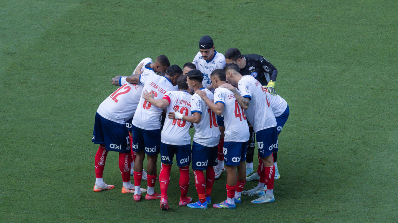 Bahia enfrenta Cruzeiro após maratona de jogos: análise completa do duelo no Brasileirão